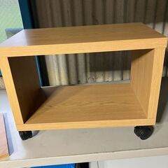 テレビ台　550円で販売！　（103）