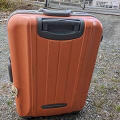 キャリーケースの画像