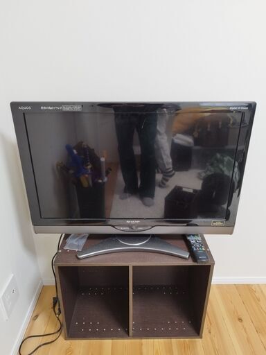 【最終値下げ】シャープ　液晶テレビ３２型　亀山モデル　２０１０年製　傷あり
