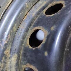 B.鉄ホイール付き165/70R14 VRXの画像