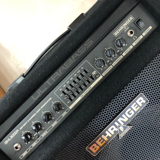 BEHRINGER ULTRABASS BXL3000A BASS AMP ベースアンプ美品