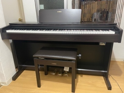 YAMAHA YDP-143R 電子ピアノ アリウス　付属品：本体、電源アダプタ、専用高低調整可能椅子