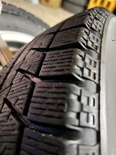 トヨタアクア　アルミ付きスタッドレス　175/65R15 楽天市場】175 65r15 ホイールセット アクア（車用品・バイク用品）の通販
