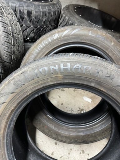 夏タイヤ アメ車、ランクルサイズ！バリ溝！275/55R20