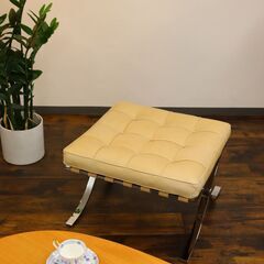 ≪U638ジ≫ Knoll/ノール ミース ファン デル ローエ コレクション バルセロナ スツール/オットマン ベージュ系 インテリア/家具/椅子/チェアの画像