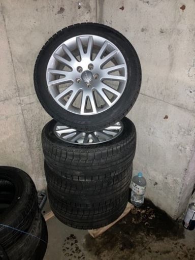 アウディ　スタッドレス