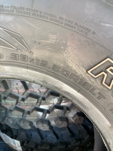 【新品！】4万円❗️値下げ可能‼️超お得4本セット！33×12.50Ｒ15インチ！マッドタイヤ！