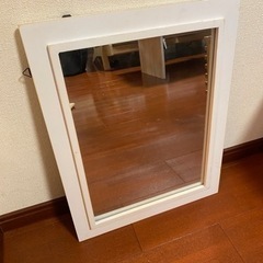 鏡の画像