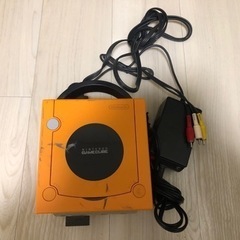 ゲームキューブ本体、コントローラ2台、ソフト8本