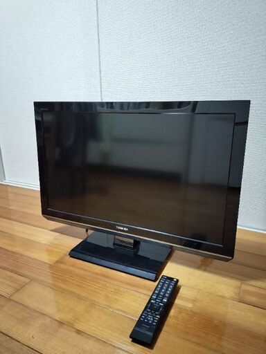 東芝REGZA 32型(VESAマウントラック付)