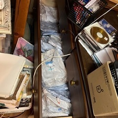 無料　家具  ワイシャツ　スラックス