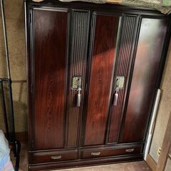 収納家具　洋服ダンス　幅1430mm　奥行き660mm　高さ1790mm　中野区南台でお渡しの画像