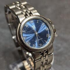 電池交換済み　GIVENCHY　ジバンシー　腕時計
シルバーの画像