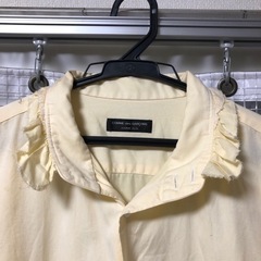 襟元が可愛らしいコムデギャルソン　オム　プリュス　シャツの画像