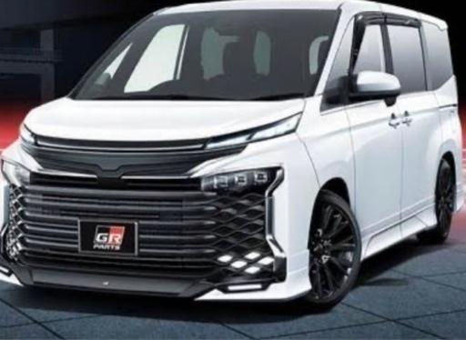 新型ヴォクシー　GRグリルガーニッシュ