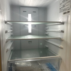 冷蔵庫 Hisenseの画像