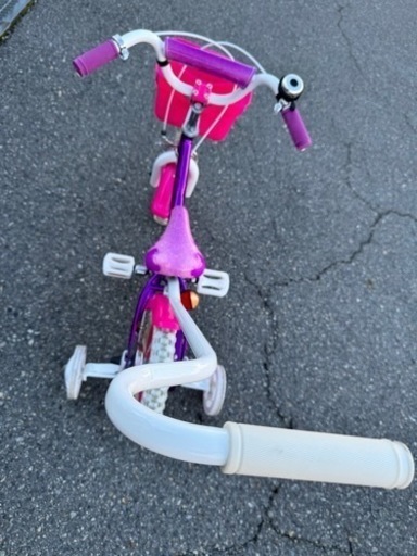 子供自転車‼️12インチ‼️極美自転車?安心手持ち付き！2才〜4才⭐️お取り引き中⭐️
