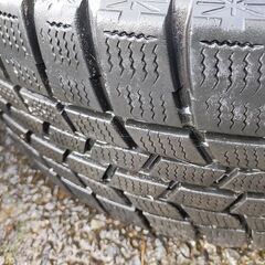 スバル純正アルミホイール 215/50R 17インチ 5 穴+スタッドレスタイヤ(おまけ)の画像