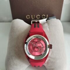 【新品】GUCCIラバーベルト腕時計SYNCレディース保証書YA137303赤