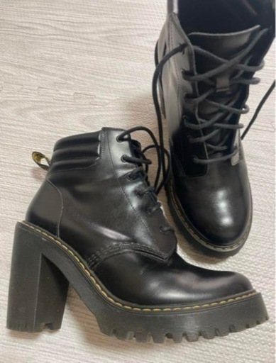 ドクターマーチン　ヒール