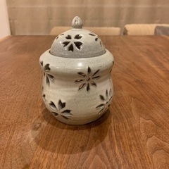 和風のキャンドルホルダーとランプシェード