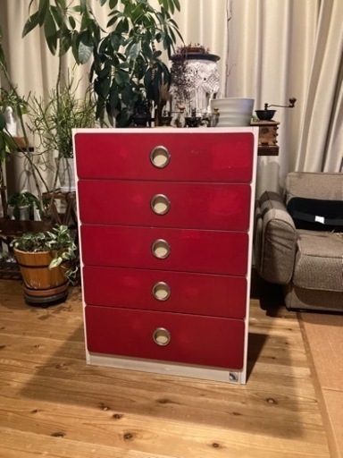 レトロポップ　ビンテージ赤色チェスト5段　昭和レトロ