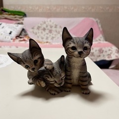 猫の置物の画像