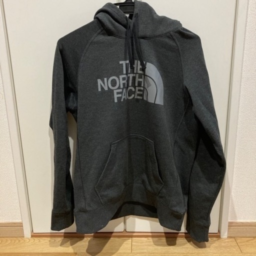 ノースフェイスパーカー