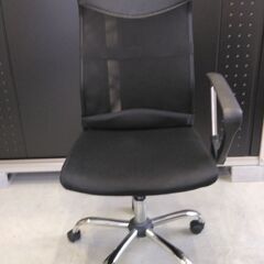 メッシュオフィスチェア　高さ調整可能　約7年使用の画像