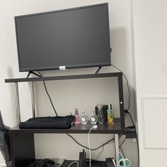 テレビ台　収納