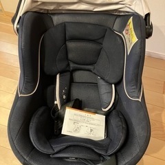 【受け渡し決定済み】コンビ トイザらス チャイルドシート ベビーシート