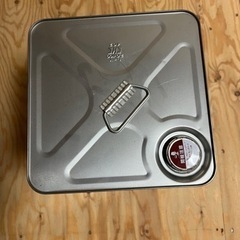 空き缶　新品　一斗缶の画像