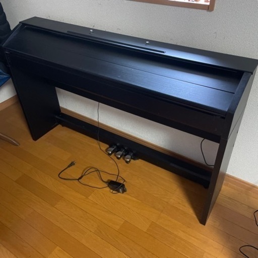 【売ります】電子ピアノ　CASIO Rrivia PX-750