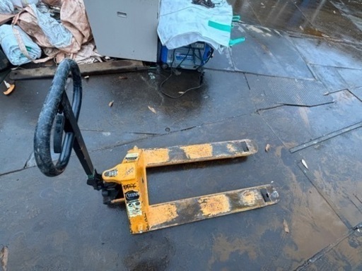 ハンドリフト 低床 2.49トン　フォーク長さ120cm 幅約69cmフォークリフト ハンドパレット  ハンドパレットトラック ハンドリフター パレットトラック 軽量 コンパクト