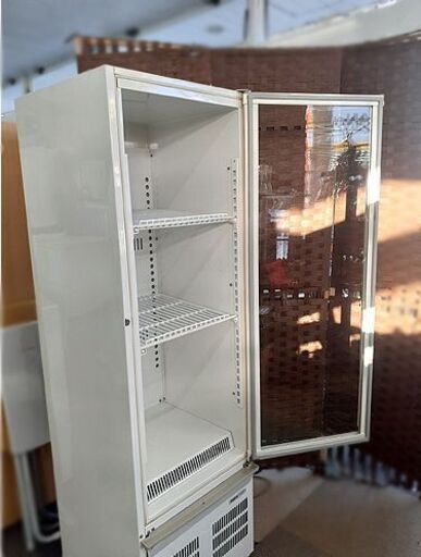 動作確認済【サンヨー 冷蔵ショーケース SMR-R70SKMB 2008年製】有効内容積142L 単相100V スイング扉 厨房機器 