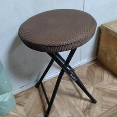 ニトリ　折りたたみ椅子