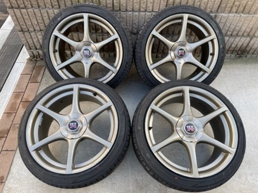 GT-R BNR34 純正ホイール 未走行新品タイヤ 18インチ 9J +30