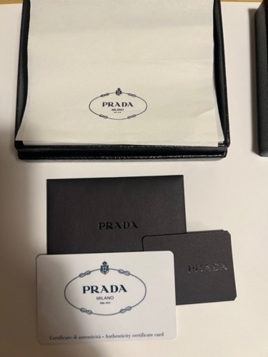 PRADAマネークリップ