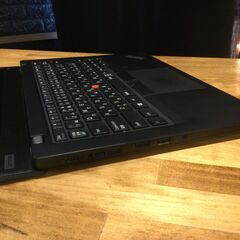 店頭にて売約済み。ご覧頂きありがとうございました。一宮でWindows11搭載機！薄型軽量　2019年発売モデル Lenovo ThinkPad 13.3インチ クアッドコアCPU Intel corei5-8365U DDR4-RAM8GB/NVMe M.2 SSD256GB】一宮市のパソコン屋 Mr.Carnival（ミスカニ）です！パソコン修理・中古パソコンの販売【クレカ&PayPay使えます！】受け渡しは店舗にて(^^)/【ノートパソコン】の画像