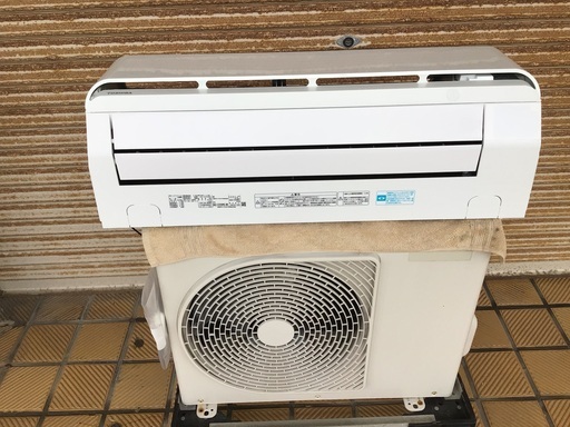東芝　冷暖房エアコン　年末特価　RASシリーズ　6畳前後　取り付け相談あり