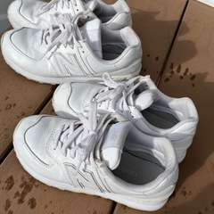 ニューバランス ホワイトレザー 26の画像