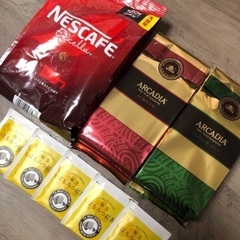コーヒーとクッキーに極上はちみつ紅茶