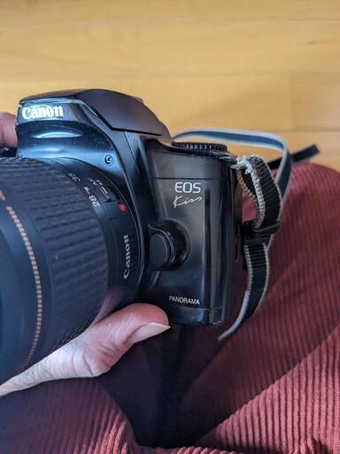 ジャンク　CANON　EOS Kiss　ズームレンズ付　フィルムカメラ