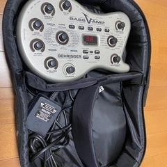 ベリンガー　BEHRINGER ベース　アンプシュミレータ