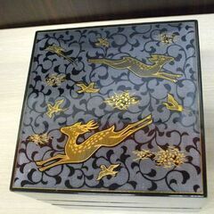 重箱３段 おせち料理 6,5巽三段重 黒内黒鳥と鹿 お重箱  苫小牧西店の画像