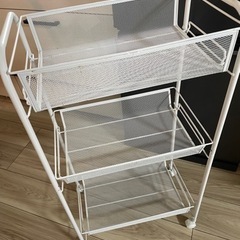ニトリ ホワイト ワゴン スチールラックの画像