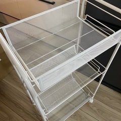 ニトリ ホワイト ワゴン スチールラックの画像