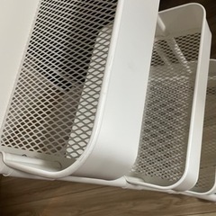 IKEA ワゴン ホワイト 取引先決定の画像