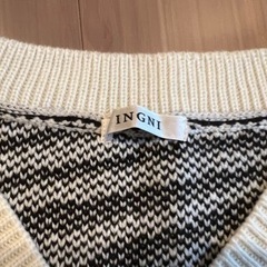 【美品】INGNI(イング) ゼブラ柄ニットベストMの画像