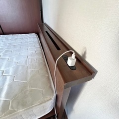 NITORI semi double bed frame セミダブルベッドフレーム収納、マトレス付きの画像